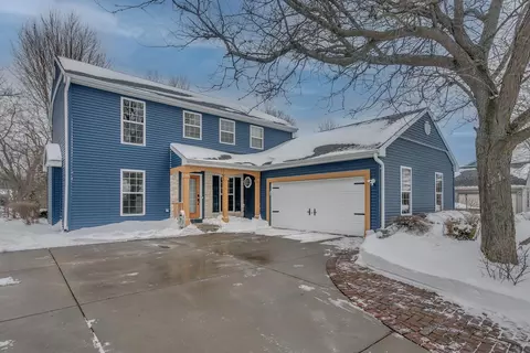 1427 W Starview Dr, Appleton, WI 54913