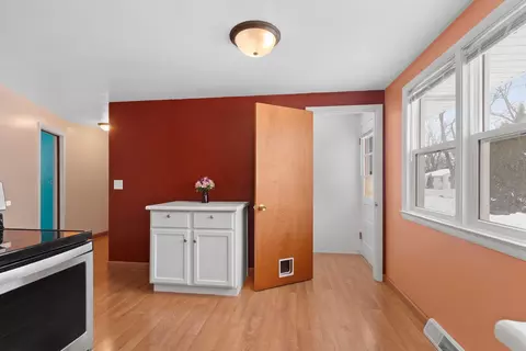 Entry Way - 2412 N Morrison St, Appleton, WI 54911 photo 2 of 2