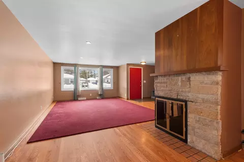Living - 2412 N Morrison St, Appleton, WI 54911 photo 4 of 6