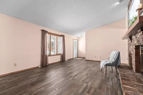 924 S Kensington Dr, Appleton, WI 54915 photo 4