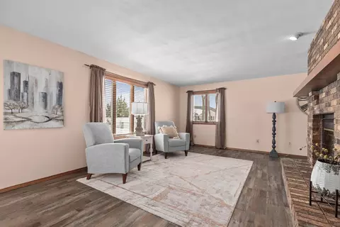 924 S Kensington Dr, Appleton, WI 54915 photo 6