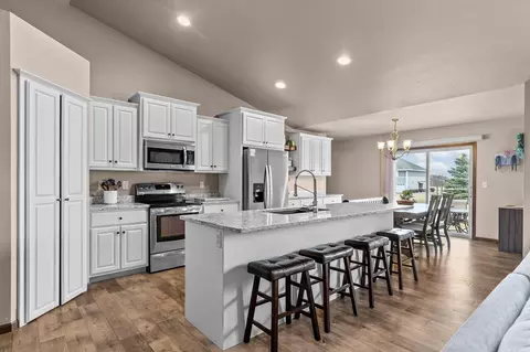 Kitchen - 3434 Tulip Trl, Appleton, WI 54913 photo 1 of 4