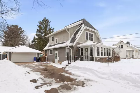 727 N Bennett St, Appleton, WI 54914
