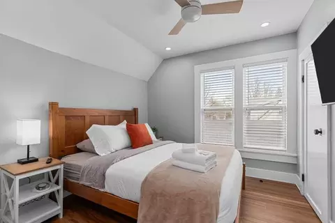 Bedroom - 324 E Commercial St, Appleton, WI 54911 photo 7 of 11