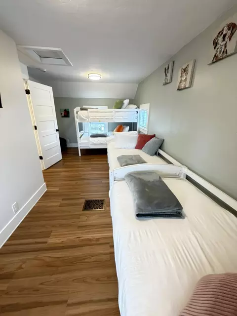 Bedroom - 324 E Commercial St, Appleton, WI 54911 photo 11 of 11