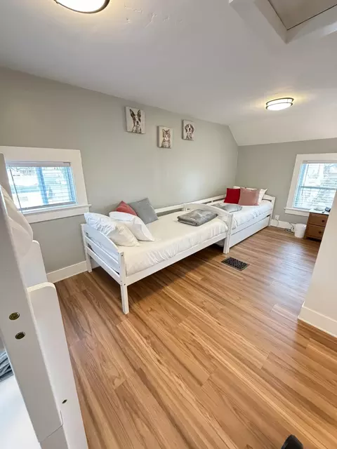 Bedroom - 324 E Commercial St, Appleton, WI 54911 photo 10 of 11