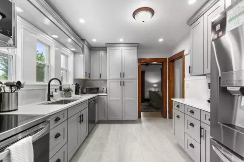 Kitchen - 431 E Summer St, Appleton, WI 54911 photo 1 of 2