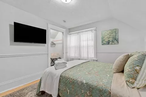 Bedroom - 431 E Summer St, Appleton, WI 54911 photo 4 of 8