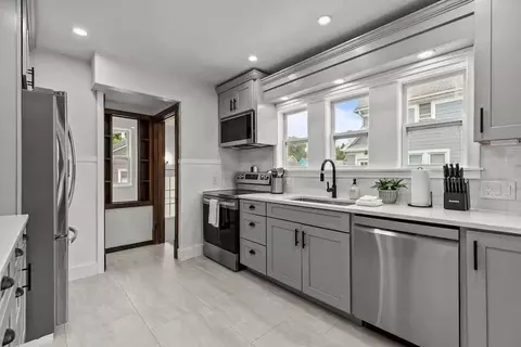 Kitchen - 431 E Summer St, Appleton, WI 54911 photo 2 of 2