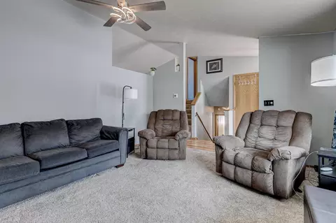 Living - 39 Welcome Cir, Appleton, WI 54915 photo 3 of 4