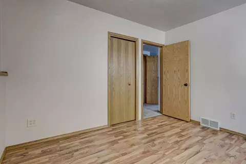 Bedroom - 39 Welcome Cir, Appleton, WI 54915 photo 6 of 6