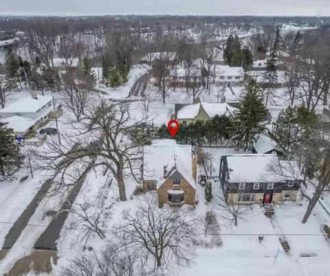 View/Area - 803 W Prospect Ave, Appleton, WI 54914 photo 1 of 3