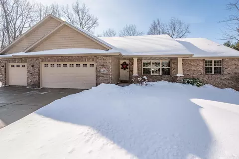 6885 Ireland Trl, Sobieski, WI 54171