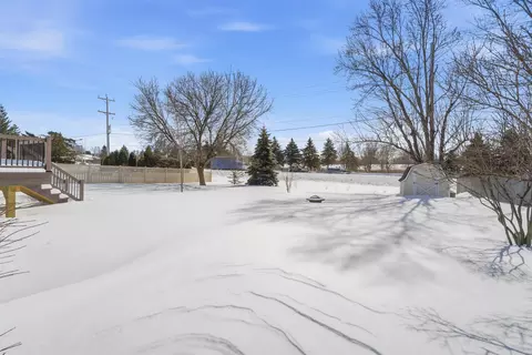 Exterior - 29 Hillock Ct, Appleton, WI 54914 photo 7 of 11