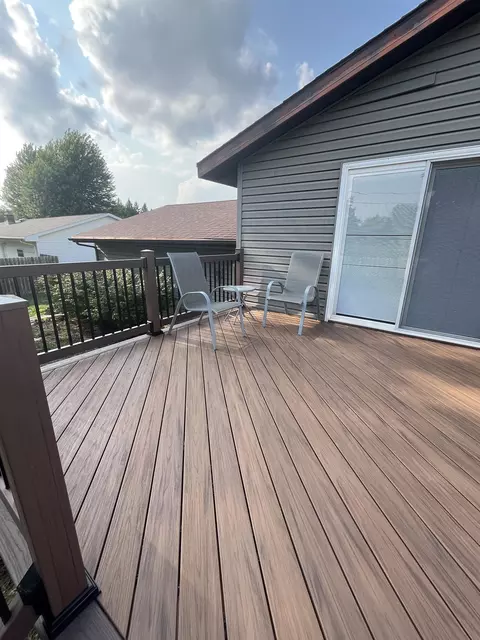 Exterior - 29 Hillock Ct, Appleton, WI 54914 photo 5 of 11