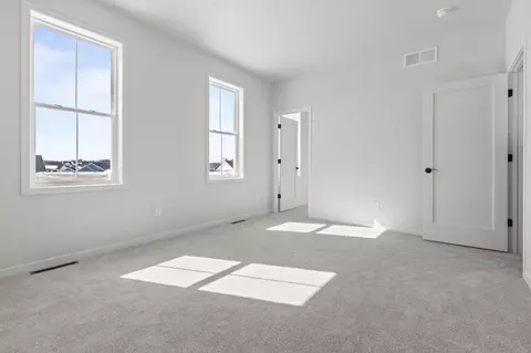 Bedroom - 2380 Scheuring Rd, De Pere, WI 54115 photo 4 of 9