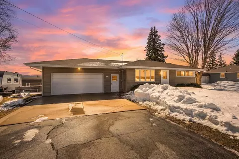 4576 Algoma Rd, New Franken, WI 54229