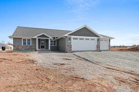 416 Lansdowne St, De Pere, WI 54115