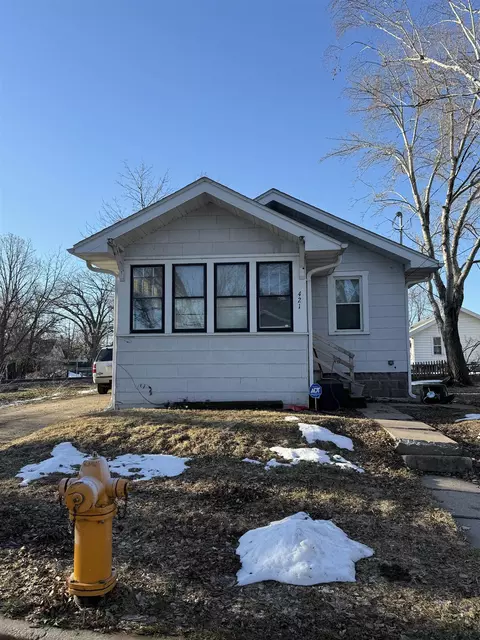 421 Rock Pl, Oshkosh, WI 54901