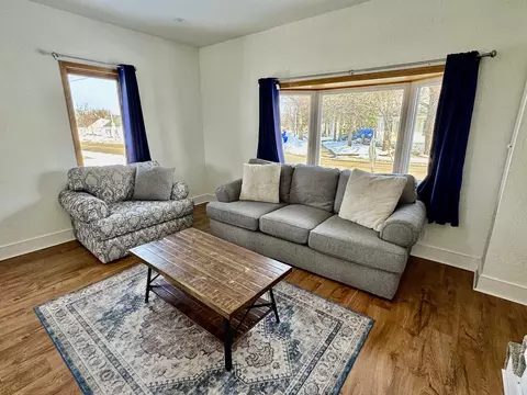 Living - 311 S Walter Ave, Appleton, WI 54915 photo 1 of 3