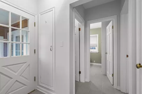 Entry Way - 1 Brokaw Pl, Appleton, WI 54911 photo 1 of 6