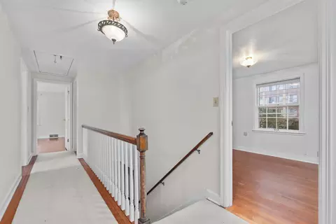 Entry Way - 1 Brokaw Pl, Appleton, WI 54911 photo 5 of 6