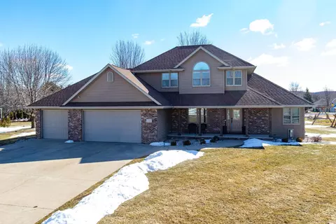 n7834 Edgewater Court, Sherwood, WI 54169