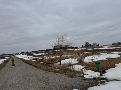 5975 N Meade St, Appleton, WI 54913