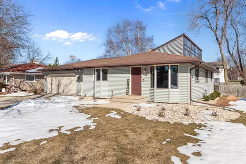 1800 S Kasper Dr, Appleton, WI 54914