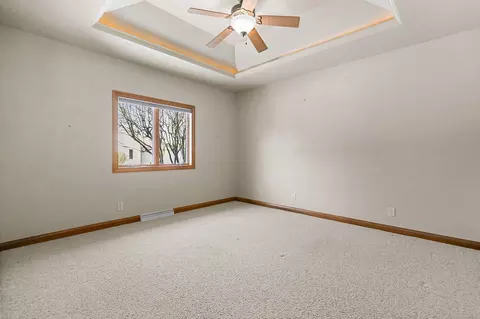 Bedroom - 4801 N Fallview Ln, Appleton, WI 54913 photo 4 of 5