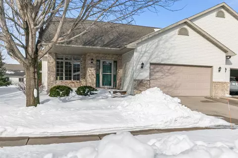 4801 N Fallview Ln, Appleton, WI 54913