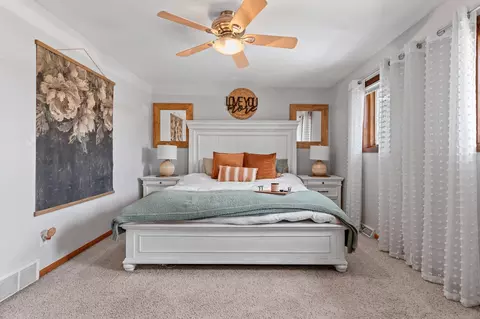 Bedroom - 1700 E Midway Rd, Appleton, WI 54915 photo 1 of 8