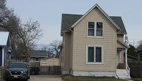 411 W Scott St, Fond Du Lac, WI 54935