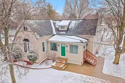 1503 7th St, Marinette, WI 54143