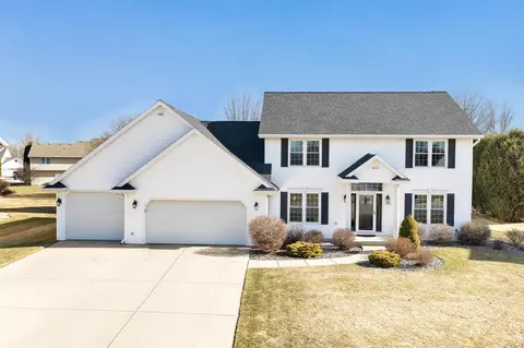 2011 Whistling Swan Cir, De Pere, WI 54115