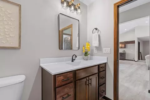 Bath - n9272 Constellation Drive, Appleton, WI 54915 photo 4 of 7