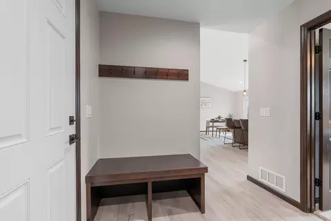 Entry Way - n9272 Constellation Drive, Appleton, WI 54915 photo 2 of 2