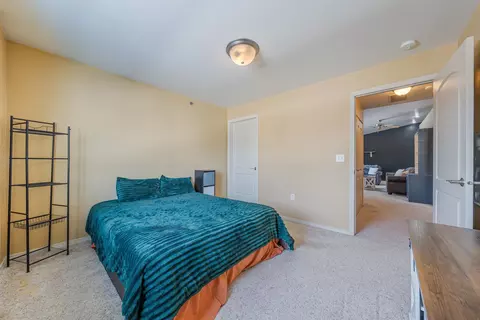 Bedroom - 4735 N Newcastle Ln #D, Appleton, WI 54913 photo 6 of 7