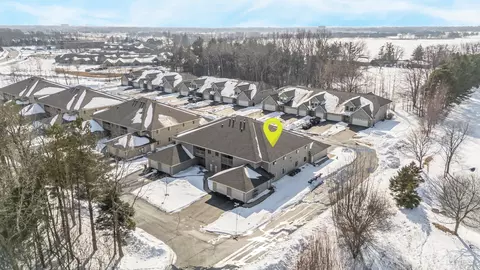 View/Area - 4735 N Newcastle Ln #D, Appleton, WI 54913 photo 2 of 3