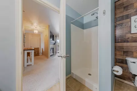Bath - 4735 N Newcastle Ln #D, Appleton, WI 54913 photo 3 of 3