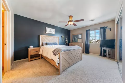 Bedroom - 4735 N Newcastle Ln #D, Appleton, WI 54913 photo 1 of 7