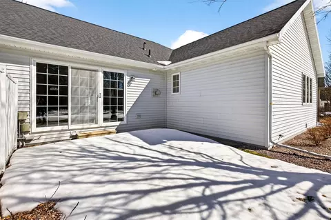 Exterior - 4745 Westbrook Ct, Appleton, WI 54913 photo 2 of 13