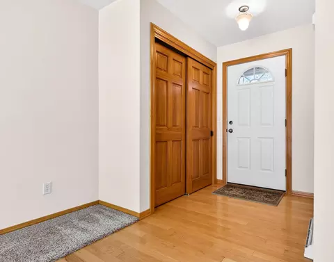 Entry Way - 4745 Westbrook Ct, Appleton, WI 54913 photo 1 of 3
