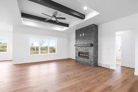 Living - 278 Kerrigan Dr, Wrightstown, WI 54180 photo 1 of 4