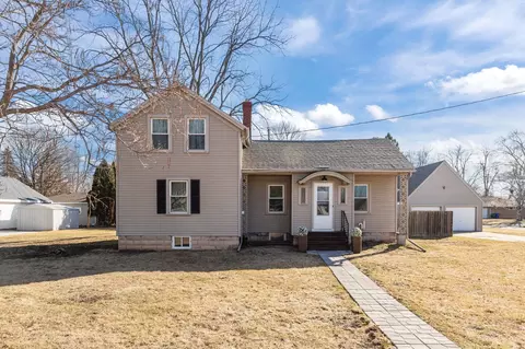 1830 S Oneida St, Appleton, WI 54915