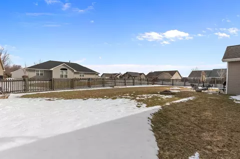 Exterior - 4326 E Appleview Dr, Appleton, WI 54913 photo 3 of 6