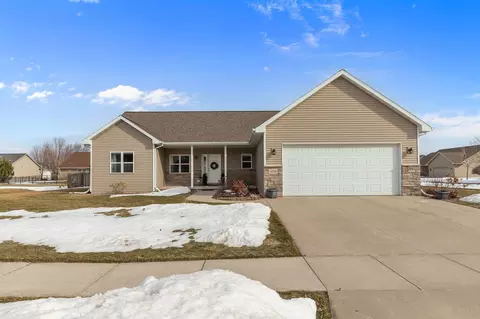 4326 E Appleview Dr, Appleton, WI 54913
