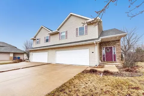 715 Edge Point Ct #2, De Pere, WI 54115