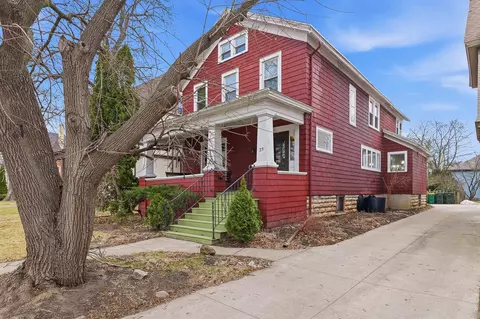 23 N Park Ave, Fond Du Lac, WI 54935
