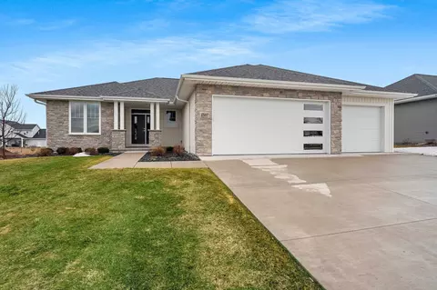 1567 Brayden Ln, De Pere, WI 54115
